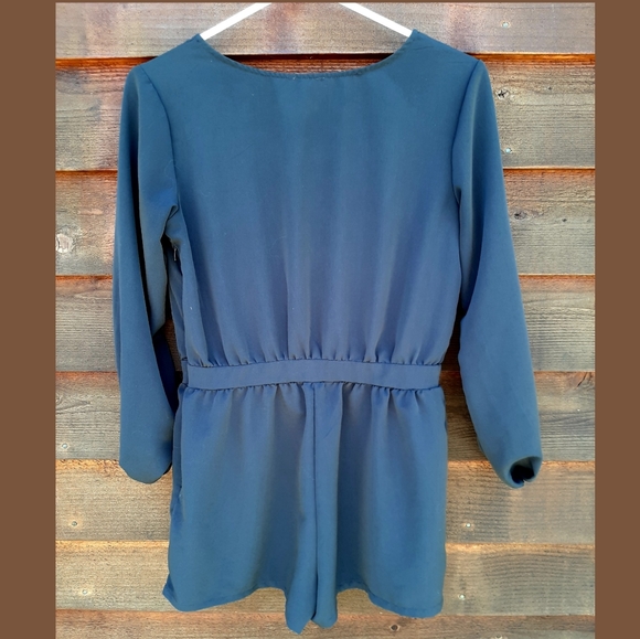 One Clothing Romper S EUC - Picture 2 of 2